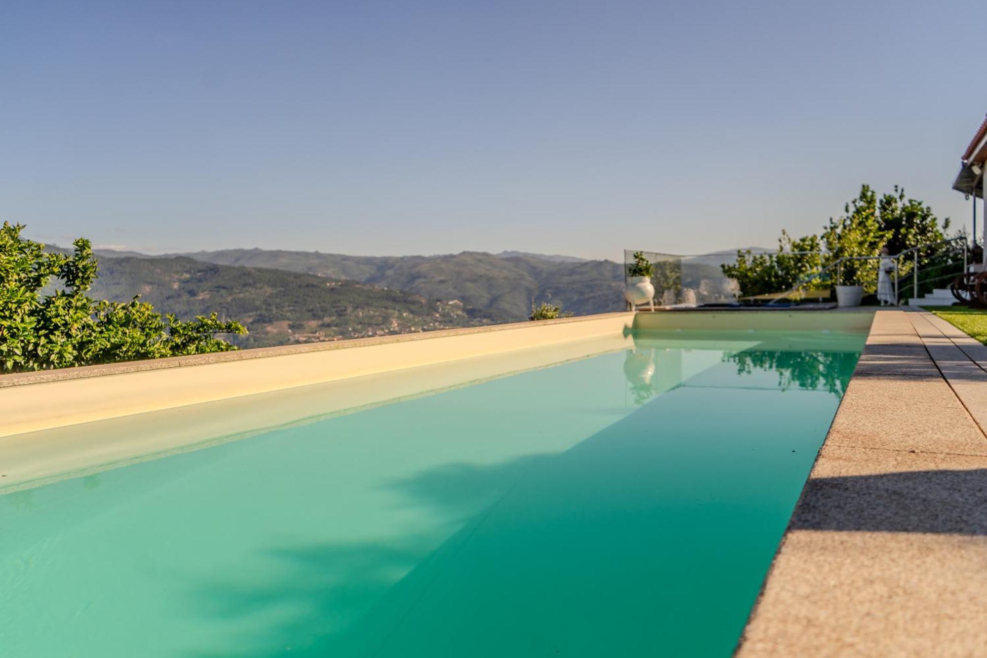 Paradise Farm With Pool And Jacuzzi In Douro * Santa Cruz do Douro