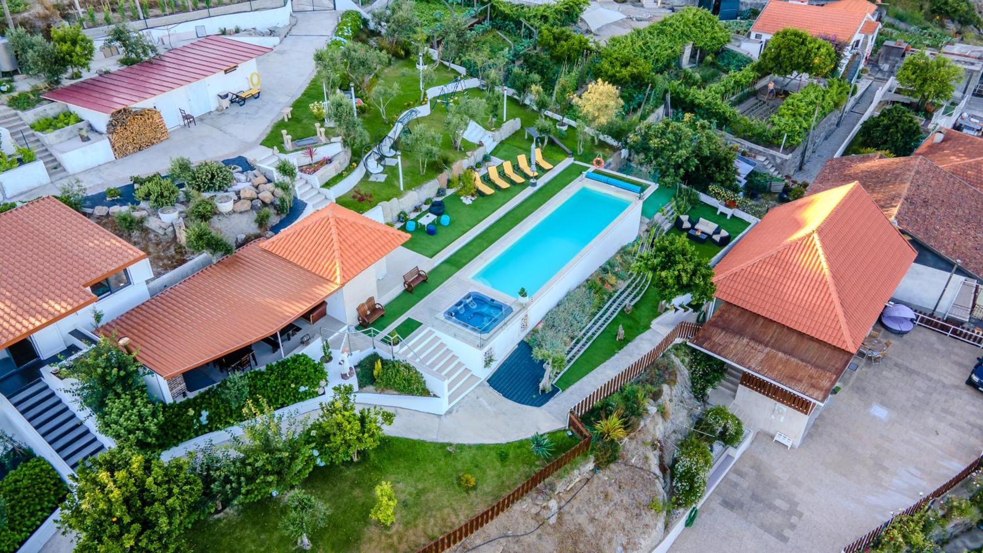 Paradise Farm With Pool And Jacuzzi In Douro
