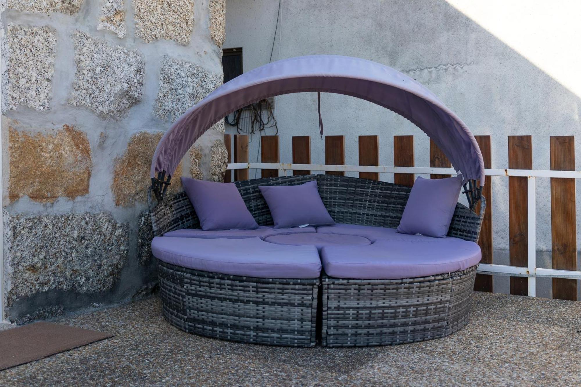 Farm stay Paradise Farm With Pool And Jacuzzi In Douro Santa Cruz do Douro