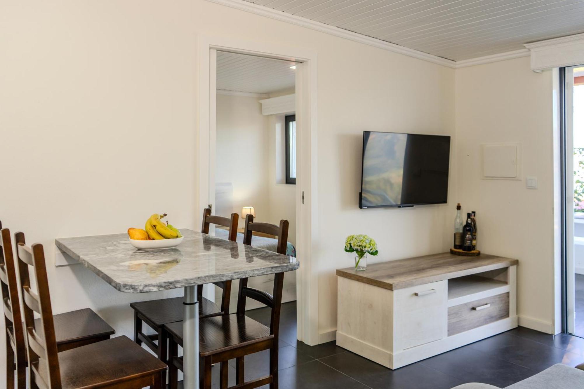 Paradise Farm With Pool And Jacuzzi In Douro Farm stay